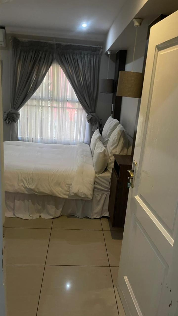 Ramata Guest House Pretoria Bagian luar foto